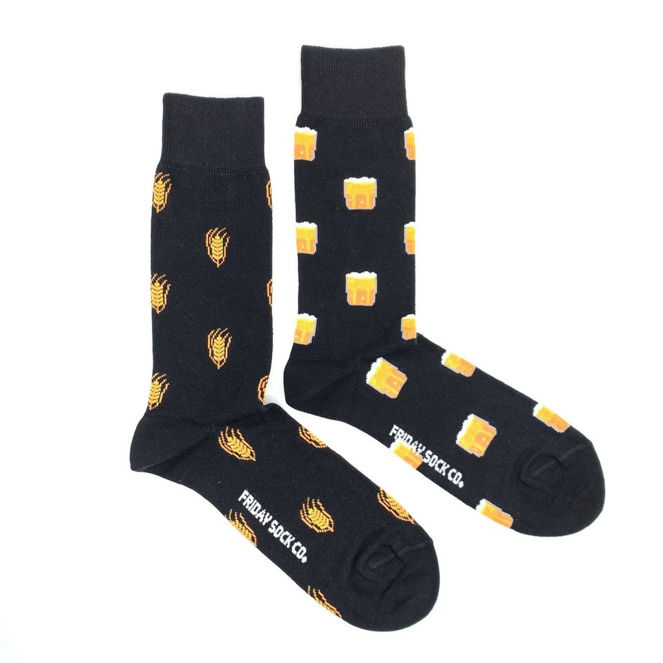 Men's Black Barley & Beer Mismatched Socks